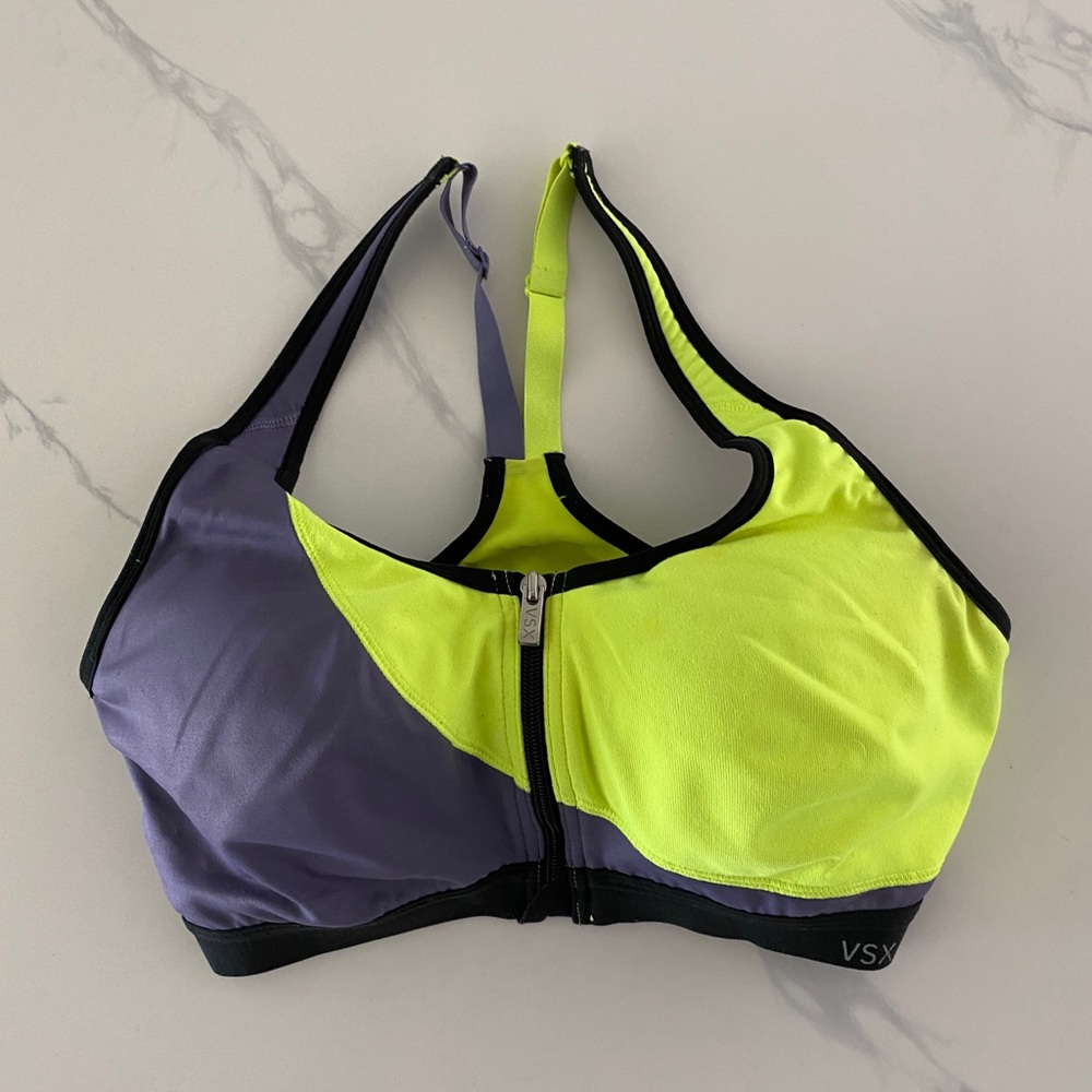 Victoria’s Secret Knockout Front-Close Sports Bra